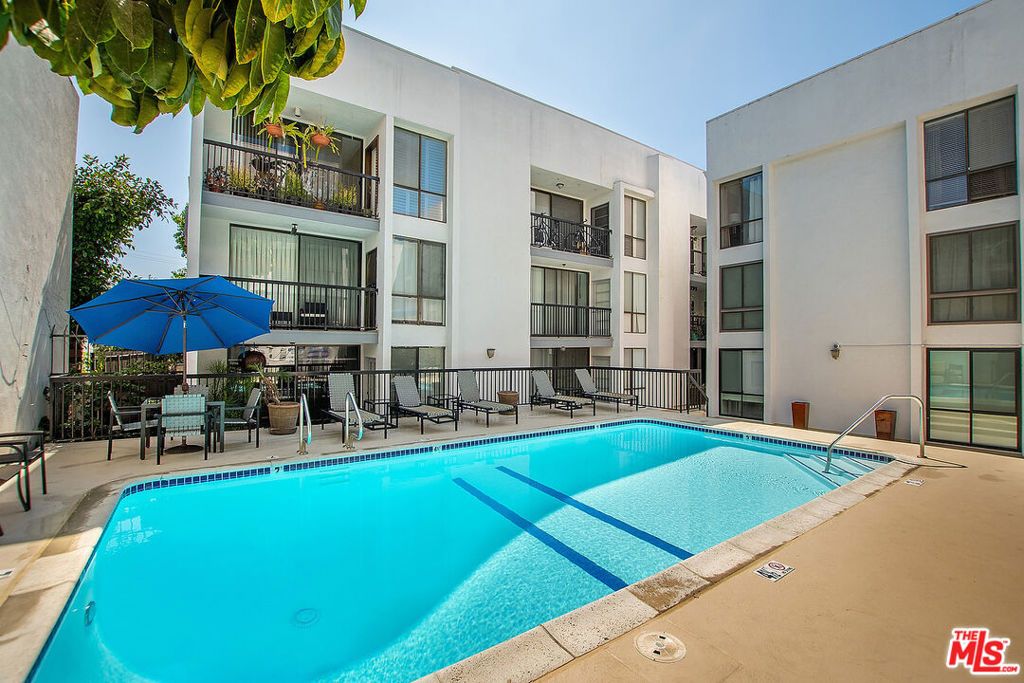 906 N Doheny Drive 510, West Hollywood, CA 90069 — exterior