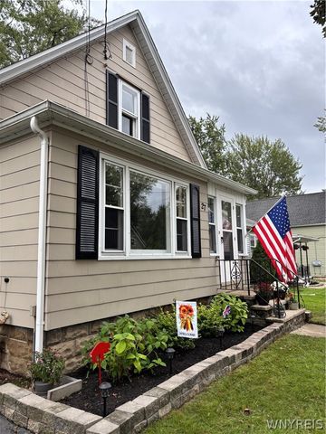 27 Brandel Avenue, Lancaster, NY 14086