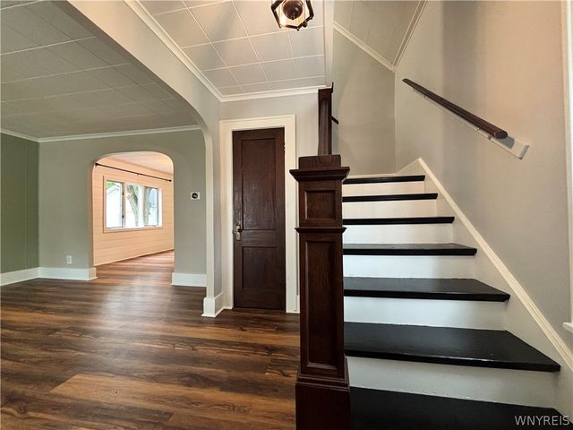 27 Brandel Avenue, Lancaster, NY 14086