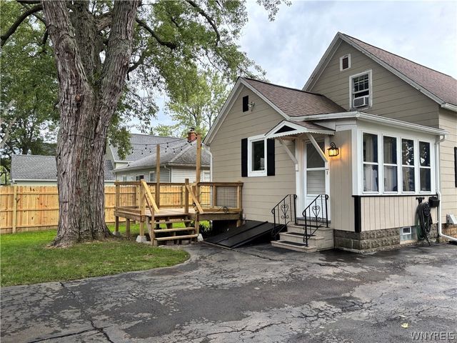 27 Brandel Avenue, Lancaster, NY 14086