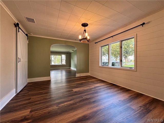 27 Brandel Avenue, Lancaster, NY 14086