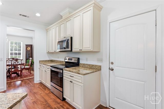190 Trail S, Midway, GA 31320