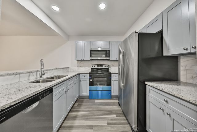 5333 Callaghan Rd, San Antonio, TX 78228