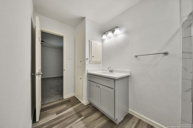 5333 Callaghan Rd, San Antonio, TX 78228