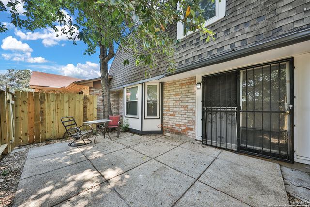 5333 Callaghan Rd, San Antonio, TX 78228