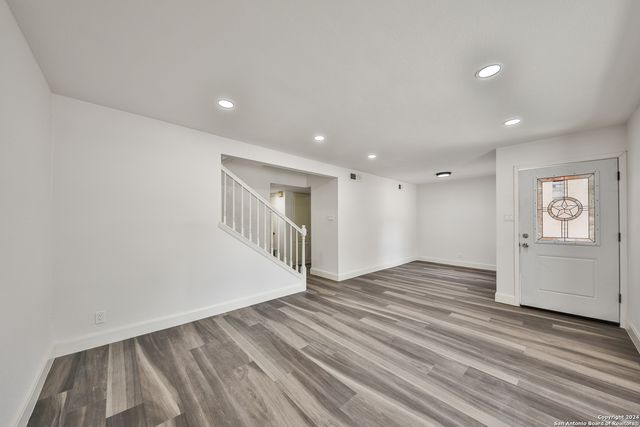 5333 Callaghan Rd, San Antonio, TX 78228
