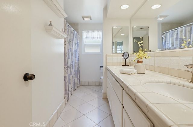 5728 Larryan, Woodland Hills, CA 91367