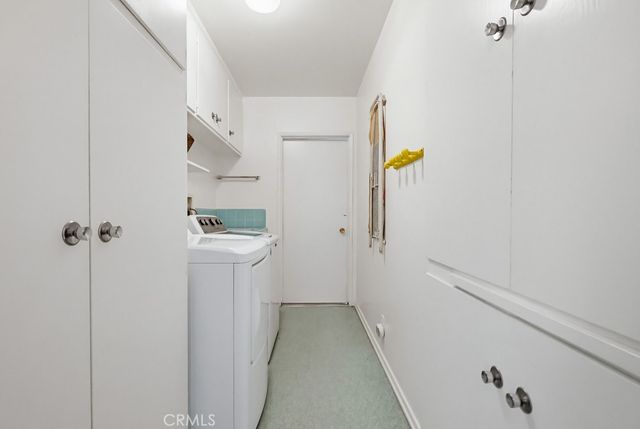 5728 Larryan, Woodland Hills, CA 91367