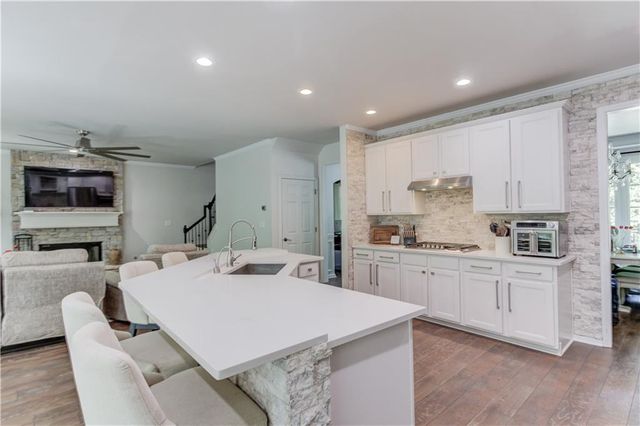 7035 W Mountain Crossing, Cumming, GA 30041