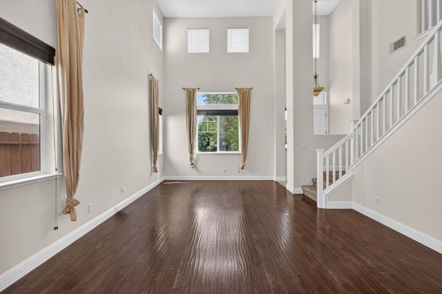 235 Mississippi Dr, Yuba City, CA 95991