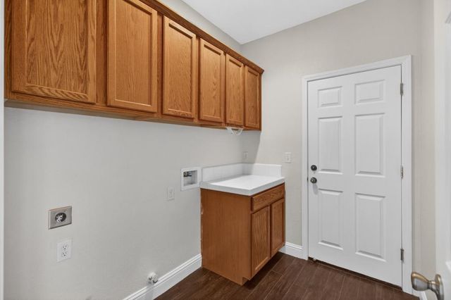 235 Mississippi Dr, Yuba City, CA 95991