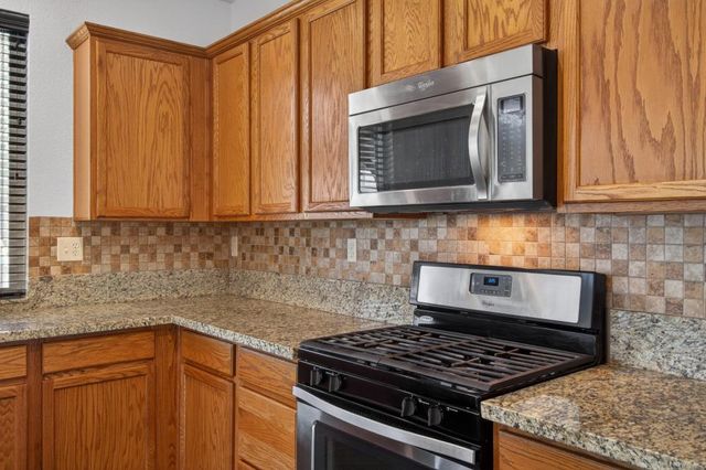 235 Mississippi Dr, Yuba City, CA 95991