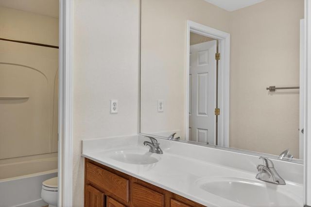 235 Mississippi Dr, Yuba City, CA 95991