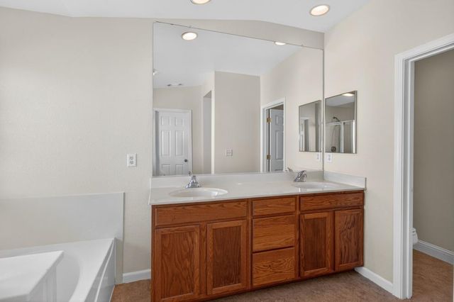 235 Mississippi Dr, Yuba City, CA 95991