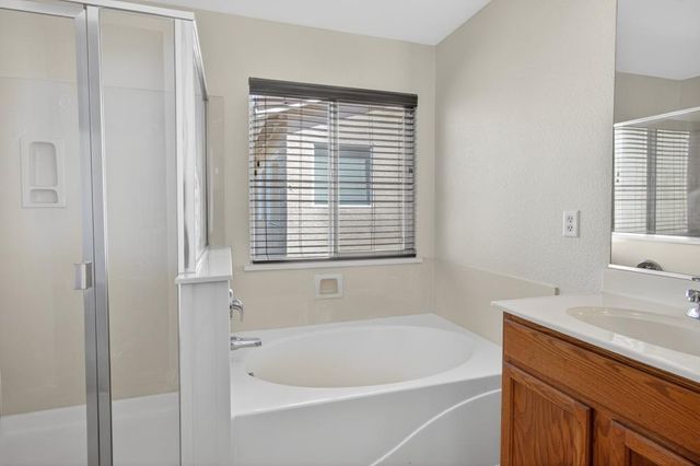 235 Mississippi Dr, Yuba City, CA 95991