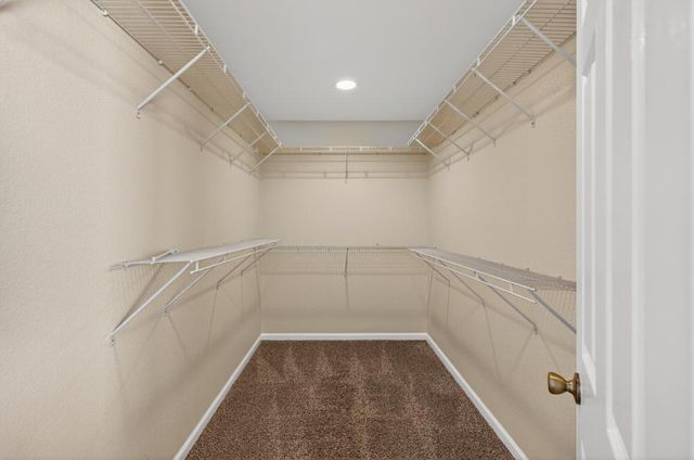 235 Mississippi Dr, Yuba City, CA 95991