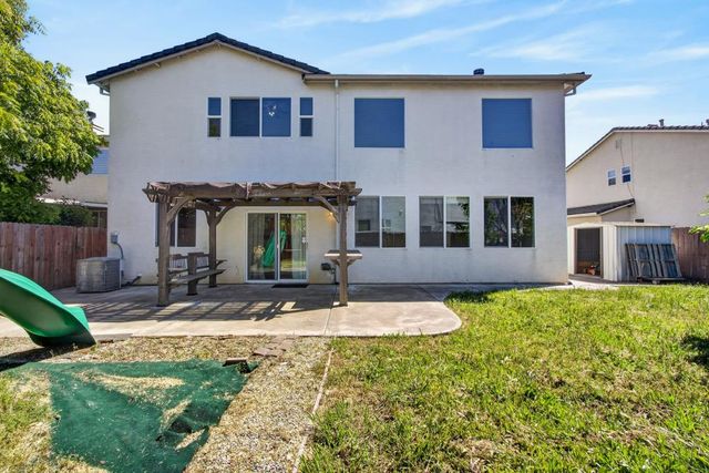 235 Mississippi Dr, Yuba City, CA 95991