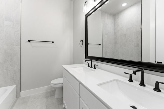 1445 Julian Drive, Van Alstyne, TX 75495