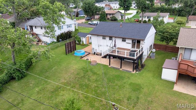 532 Golden Valley Drive, St Louis, MO 63129