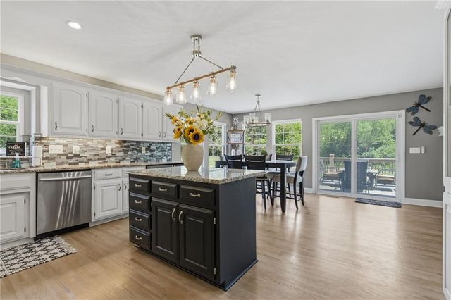 16901 E 215th Street, Peculiar, MO 64078