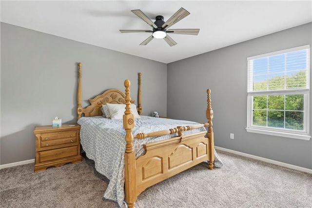 16901 E 215th Street, Peculiar, MO 64078