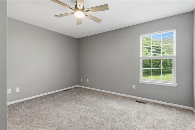 16901 E 215th Street, Peculiar, MO 64078