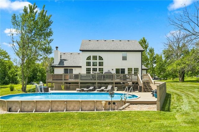 16901 E 215th Street, Peculiar, MO 64078
