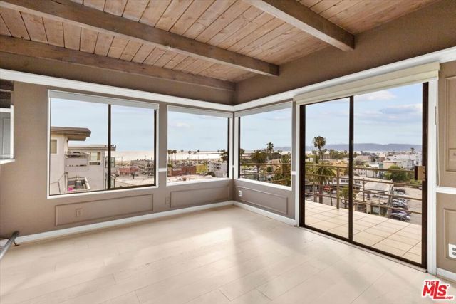243 Montreal Street, Playa Del Rey (los Angeles), CA 90293