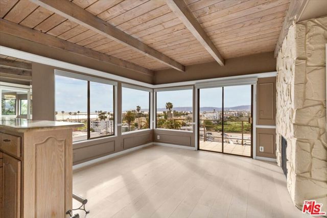 243 Montreal Street, Playa Del Rey (los Angeles), CA 90293