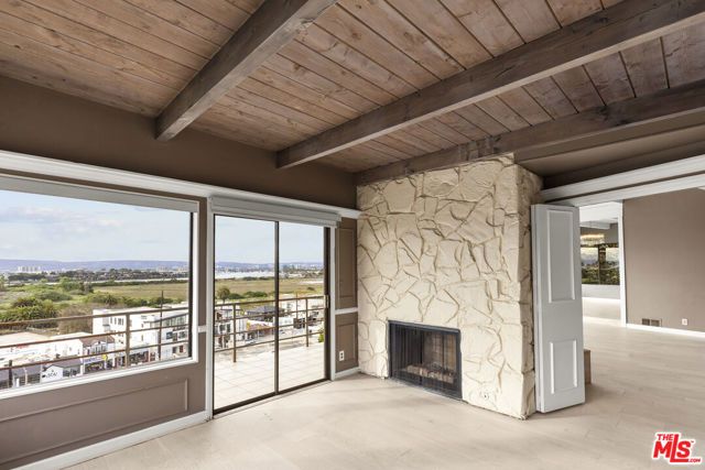 243 Montreal Street, Playa Del Rey (los Angeles), CA 90293