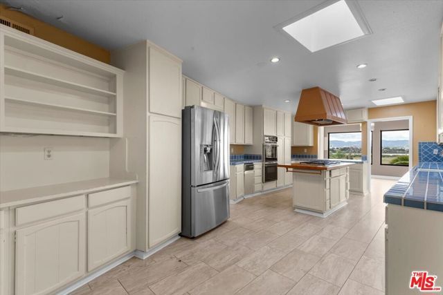 243 Montreal Street, Playa Del Rey (los Angeles), CA 90293