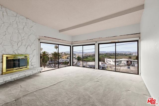 243 Montreal Street, Playa Del Rey (los Angeles), CA 90293
