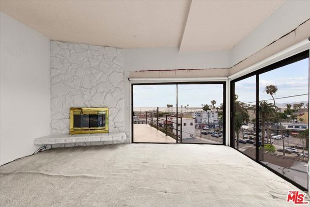 243 Montreal Street, Playa Del Rey (los Angeles), CA 90293