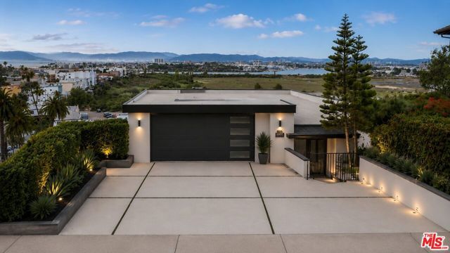 243 Montreal Street, Playa Del Rey (los Angeles), CA 90293