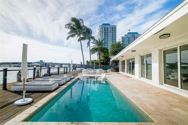 1242 NE 81st Ter, Miami, FL 33138