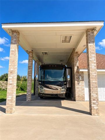7454 Floyd Drive, Mission, TX 78572