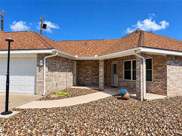 7454 Floyd Drive, Mission, TX 78572
