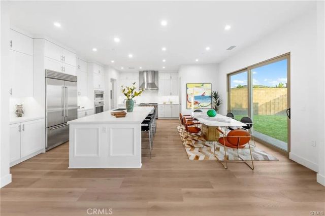 118 Sunnybank, Irvine, CA 92618