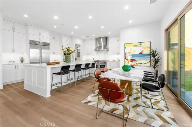 118 Sunnybank, Irvine, CA 92618