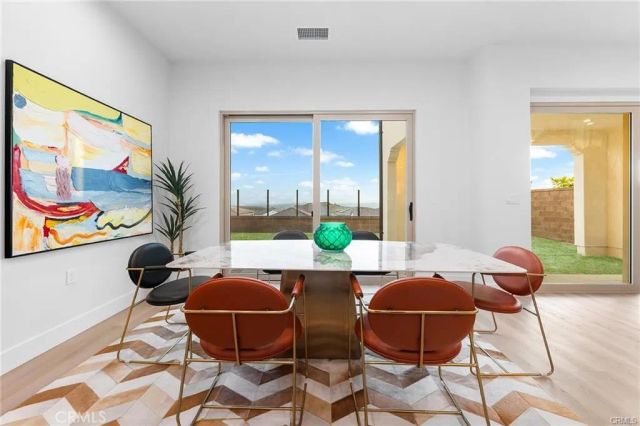 118 Sunnybank, Irvine, CA 92618