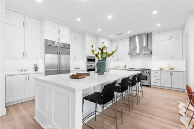 118 Sunnybank, Irvine, CA 92618