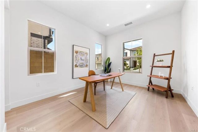 118 Sunnybank, Irvine, CA 92618