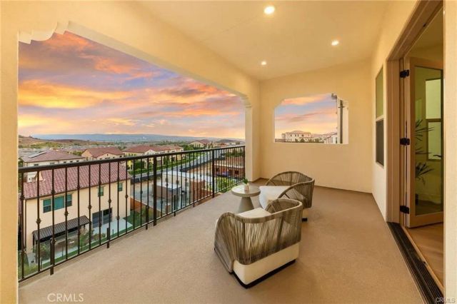 118 Sunnybank, Irvine, CA 92618