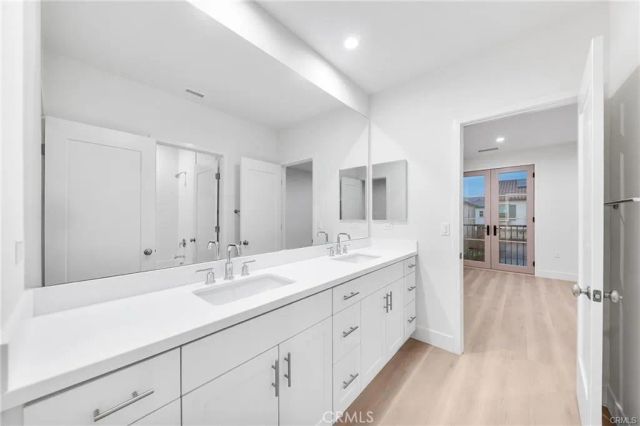 118 Sunnybank, Irvine, CA 92618