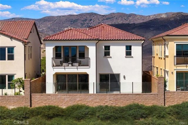 118 Sunnybank, Irvine, CA 92618