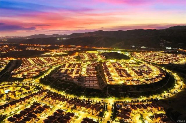 118 Sunnybank, Irvine, CA 92618