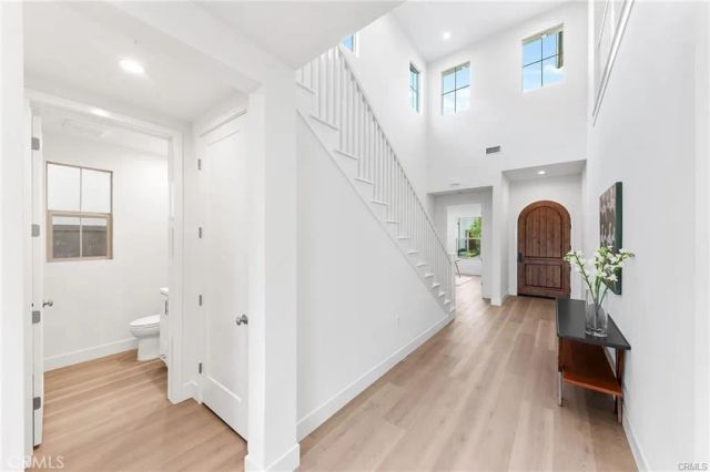 118 Sunnybank, Irvine, CA 92618