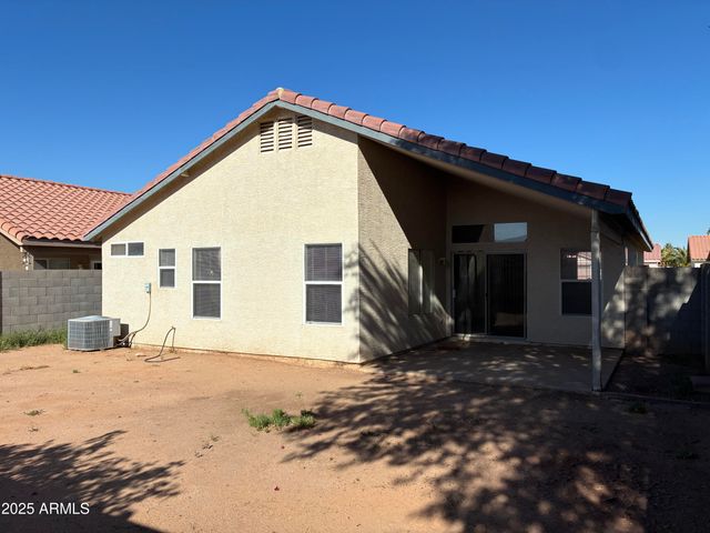 10443 W MEDLOCK Drive, Glendale, AZ 85307