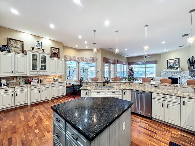 1412 JOHNS COVE LANE, Oakland, FL 34787