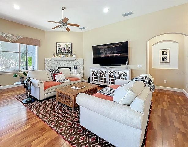 1412 JOHNS COVE LANE, Oakland, FL 34787